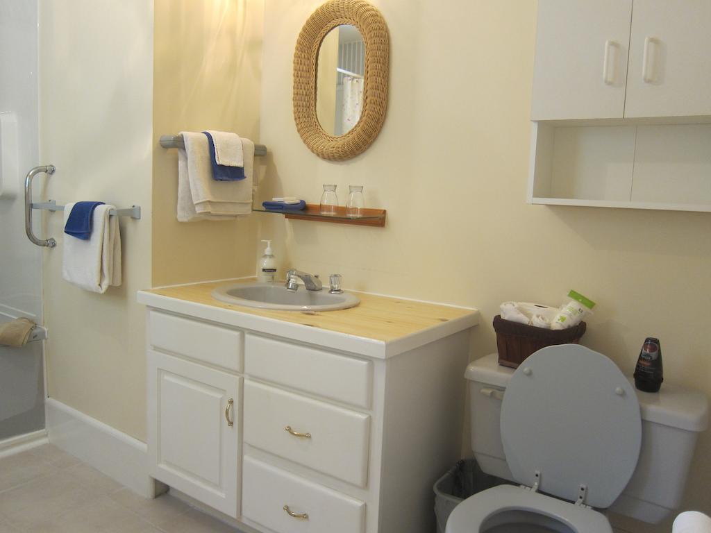 Salmon River Country Inn Head of Jeddore Habitación foto